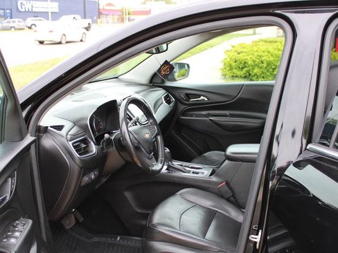 Used 2018 Chevrolet Equinox Premier image 48