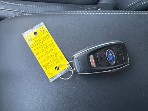Used 2023 Subaru Ascent Touring AWD/4WD image 44