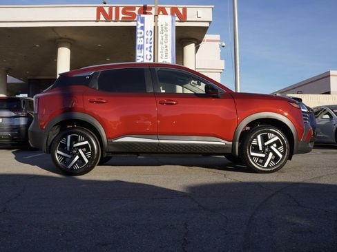New 2026 Nissan Kicks SV image 3