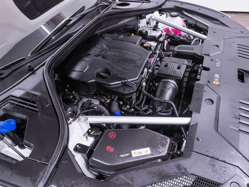 Certified 2026 Genesis GV70 2.5T Select image 24