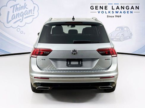 Used 2020 Volkswagen Tiguan SEL Premium R-Line AWD/4WD image 6