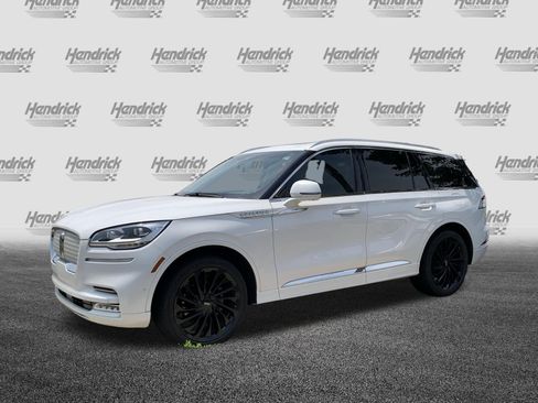 Used 2022 Lincoln Aviator Reserve w/ Equipment Group 201A AWD/4WD image 5