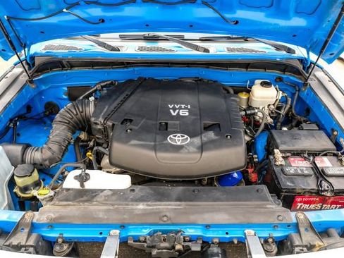 Used 2007 Toyota FJ Cruiser 4WD image 40