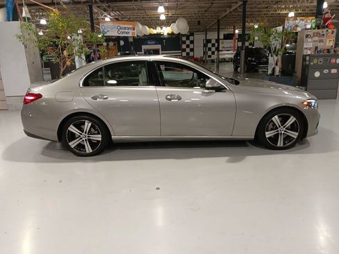 Used 2024 Mercedes-Benz C 300 4MATIC Sedan image 12
