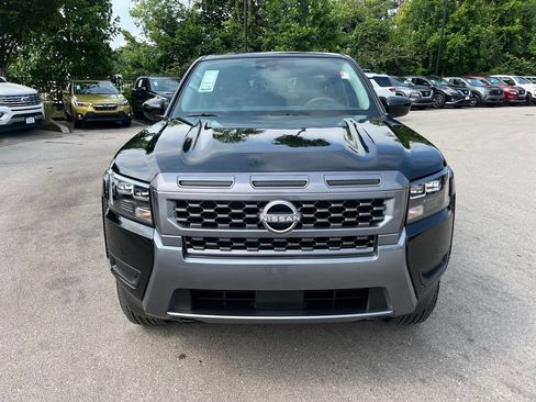 Used 2026 Nissan Frontier SV w/ All-Weather Content Package AWD/4WD image 8