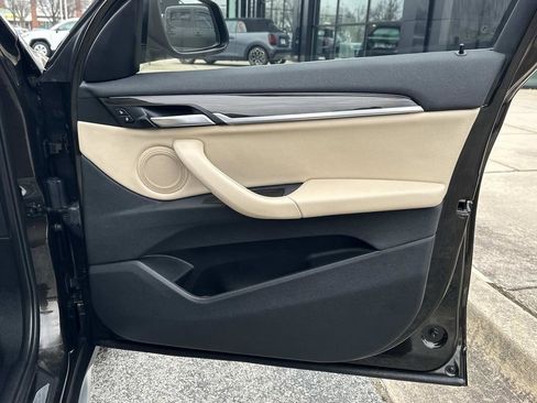 Used 2018 BMW X1 xDrive28i image 29
