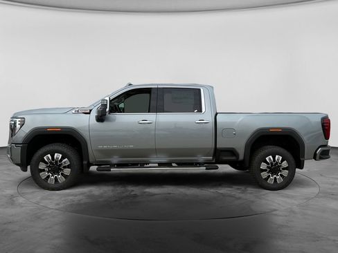 New 2026 GMC Sierra 2500 Denali w/ Denali Reserve Package AWD/4WD image 4