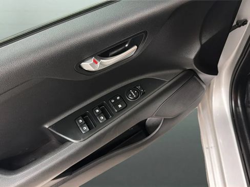 Used 2023 Kia Rio S FWD image 16