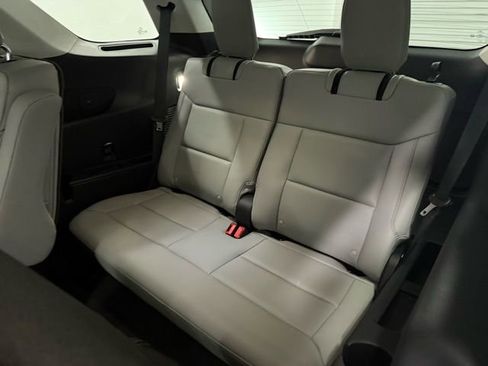 New 2026 Ford Explorer Active w/ Active Comfort Package image 17
