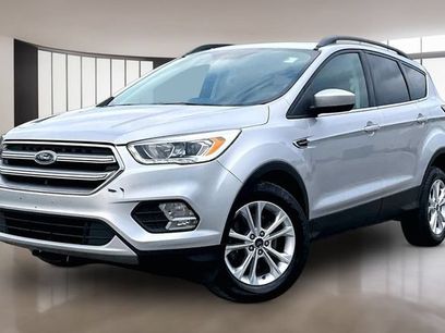 Used 2017 Ford Escape SE w/ Equipment Group 201A