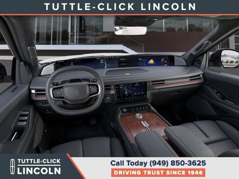 New 2026 Lincoln Navigator Black Label AWD/4WD image 9