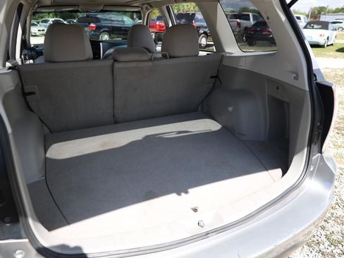 Used 2011 Subaru Forester 2.5X Premium image 23