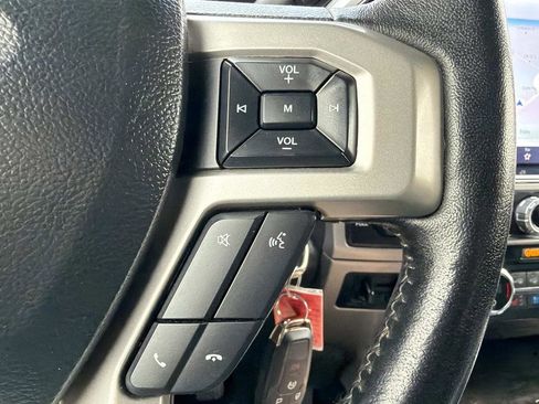 Used 2022 Ford F250 Lariat w/ Lariat Value Package image 19