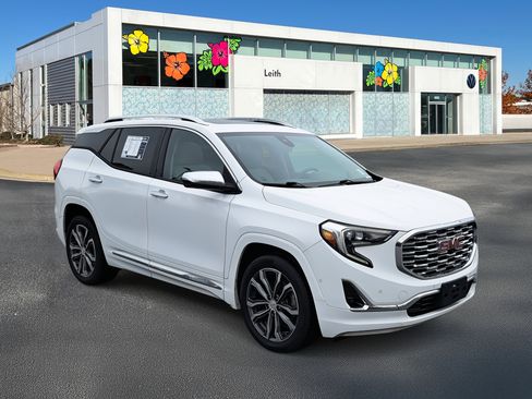 Used 2018 GMC Terrain Denali w/ Advanced Safety Package image 1