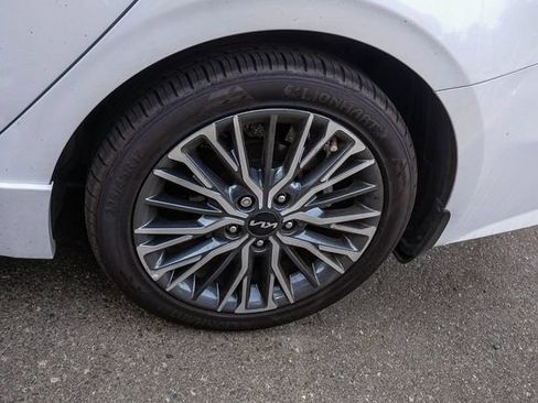 Certified 2023 Kia Forte GT-Line FWD image 12