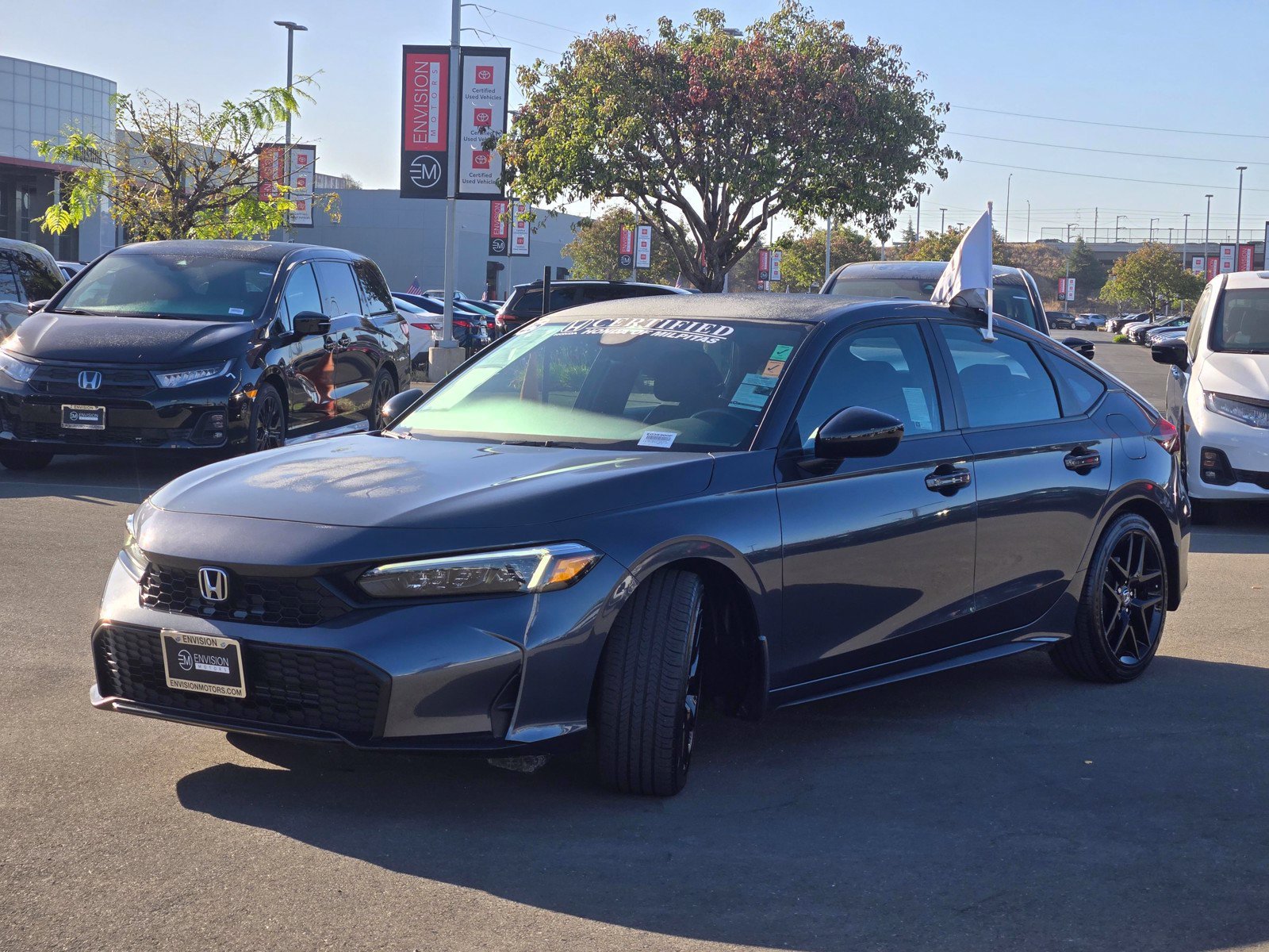 Used 2025 Honda Civic Sport image 3