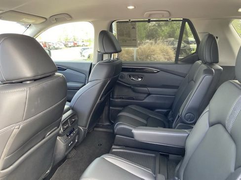 Used 2023 Honda Pilot EX-L image 15
