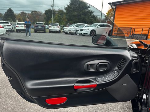 Used 1999 Chevrolet Corvette Coupe w/ Memory Pkg image 15