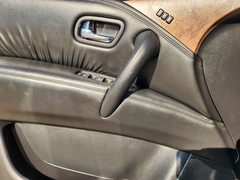 Used 2021 Nissan Armada SL image 23