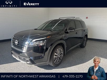 Used 2024 Nissan Pathfinder SL w/ SL Premium Package