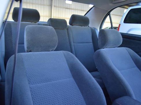 Used 2005 Toyota Corolla S image 37