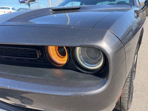 Used 2020 Dodge Challenger SXT w/ Blacktop Package image 10