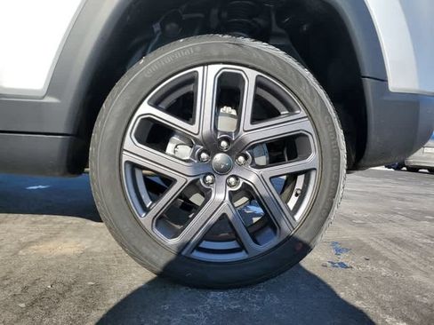 New 2026 Jeep Compass Limited AWD/4WD image 9