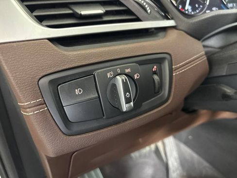 Used 2020 BMW X2 sDrive28i w/ Convenience Package FWD image 22