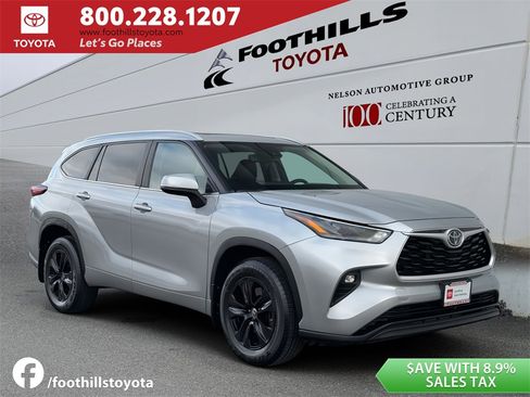 Certified 2023 Toyota Highlander XLE image 1