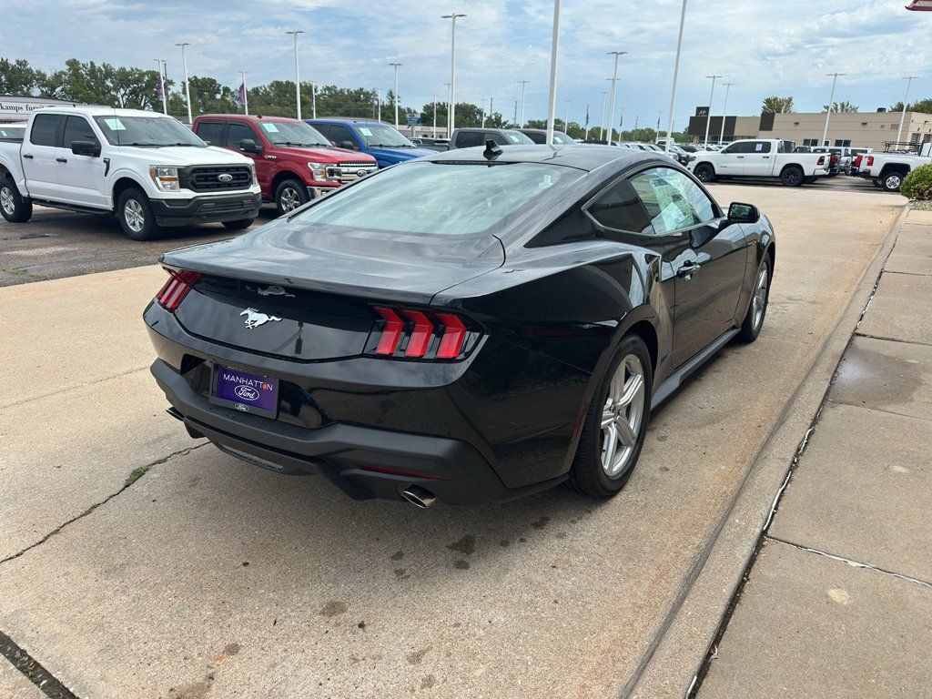 New 2026 Ford Mustang Coupe RWD image 9
