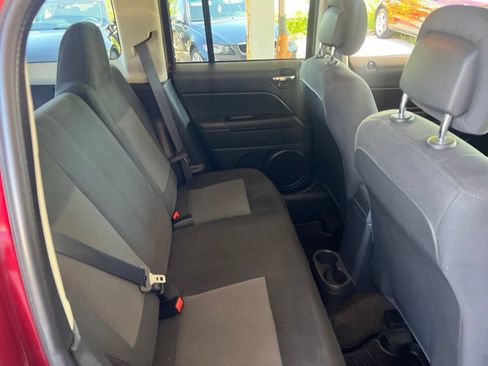 Used 2016 Jeep Patriot Latitude w/ Trailer Tow Prep Group AWD/4WD image 13