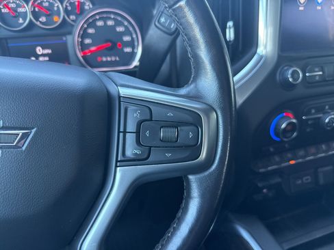 Used 2020 Chevrolet Silverado 1500 LT Trail Boss AWD/4WD image 32