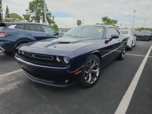 Used 2017 Dodge Challenger SXT Plus RWD image 5