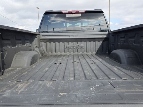 Used 2021 Chevrolet Silverado 2500 High Country w/ Z71 Off-Road Package image 26