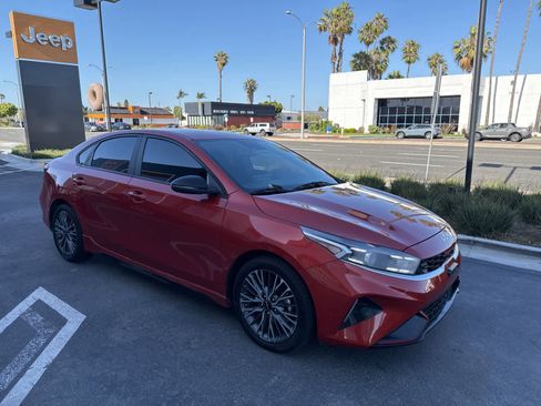 Used 2022 Kia Forte GT-Line FWD image 3