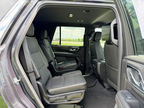 Used 2024 Chevrolet Tahoe Premier AWD/4WD image 9