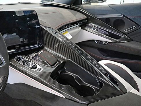Used 2023 Chevrolet Corvette Z06 w/ Z07 Performance Package RWD image 15