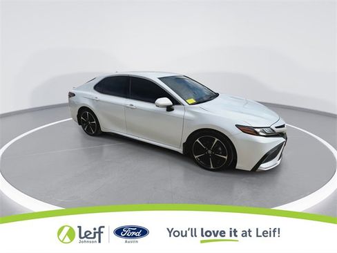 Used 2023 Toyota Camry XSE image 13