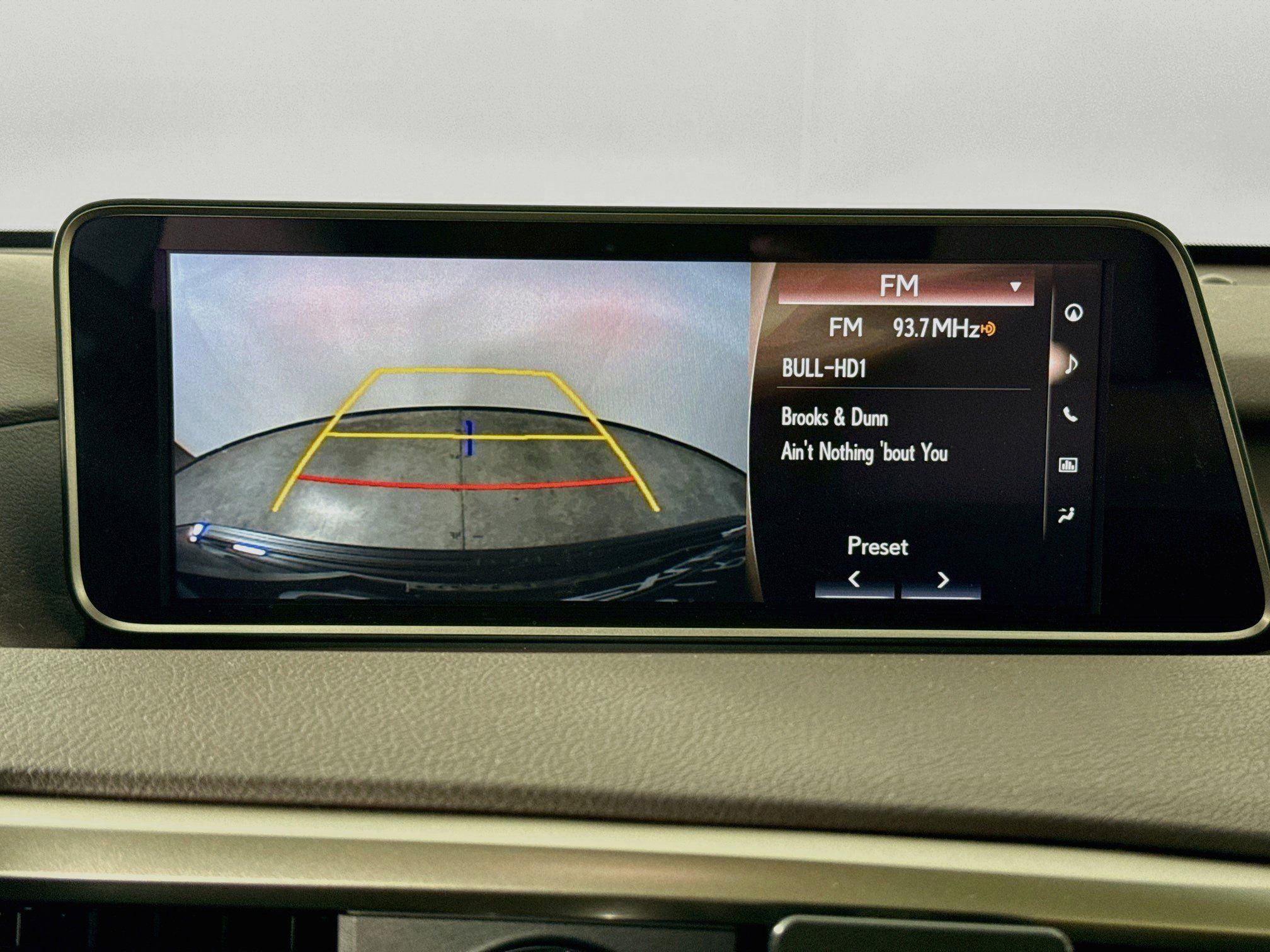 Used 2017 Lexus RX 350 AWD w/ Premium Package image 17
