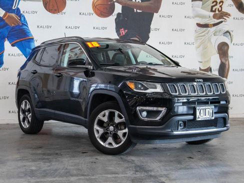 Used 2018 Jeep Compass Limited image 2