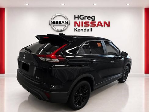 Used 2023 Mitsubishi Eclipse Cross LE AWD/4WD image 4