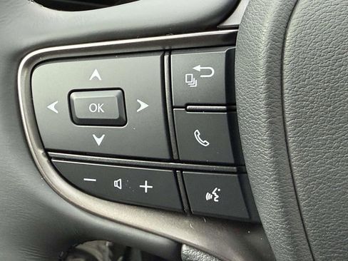 New 2025 Lexus UX 300h AWD image 18