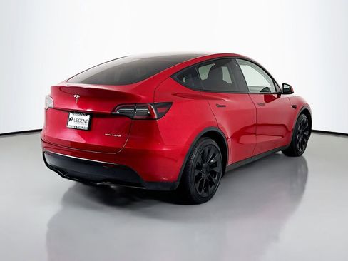 Used 2023 Tesla Model Y Long Range AWD/4WD image 4