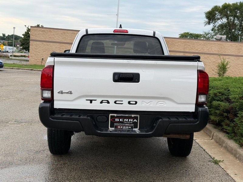 Used 2021 Toyota Tacoma SR AWD/4WD image 4