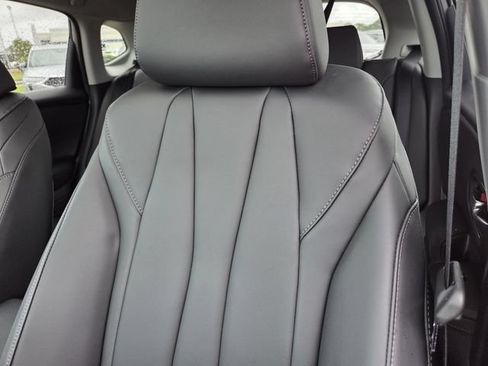 Used 2025 Acura ADX FWD image 15