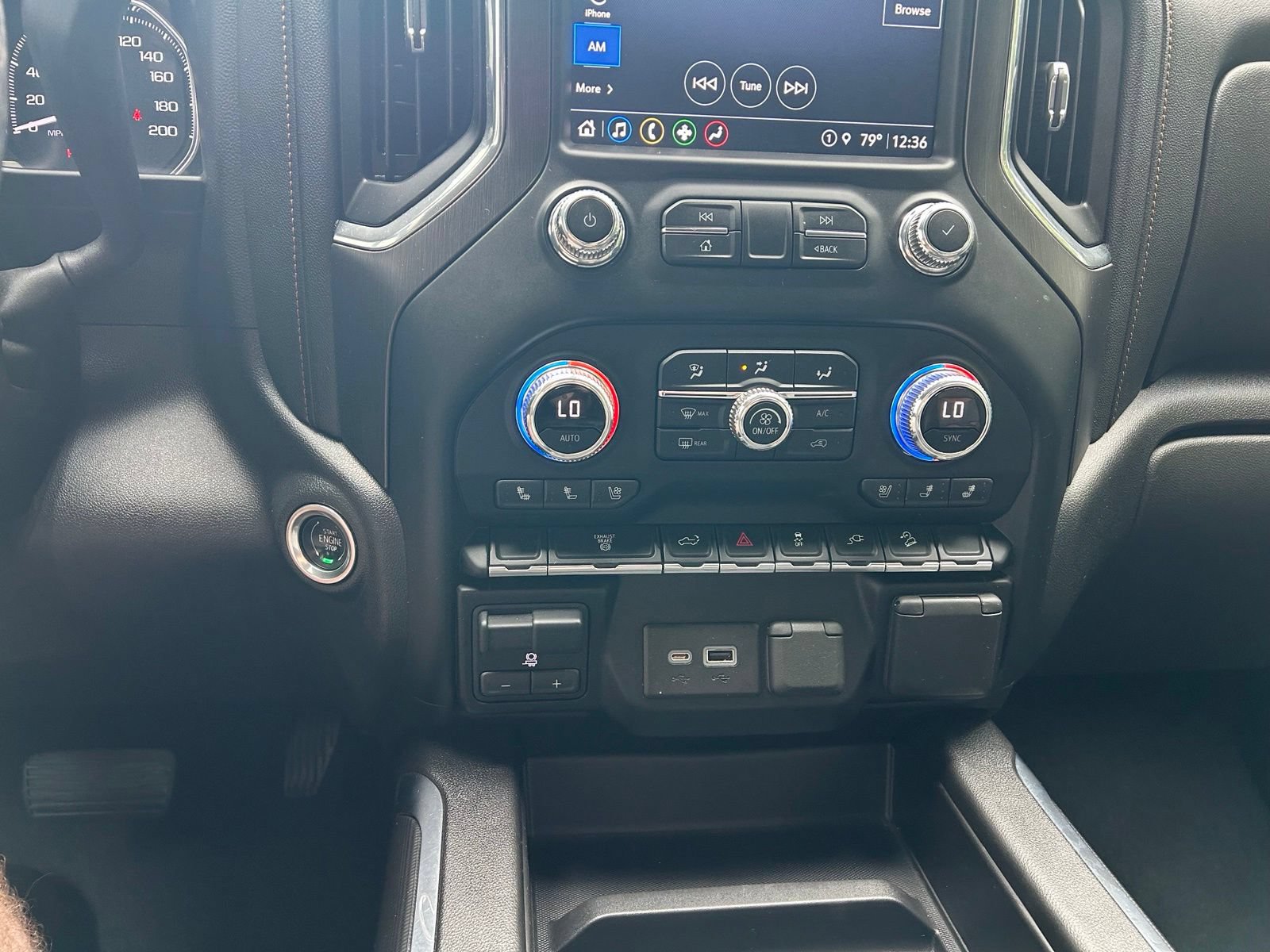 Used 2022 GMC Sierra 2500 AT4 w/ Gooseneck/5TH Wheel Package AWD/4WD image 17