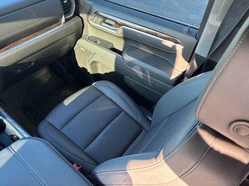 Certified 2025 GMC Sierra 1500 Elevation w/ Elevation Premium Package image 13