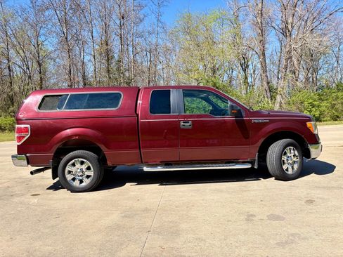 Used 2010 Ford F150 XLT image 7