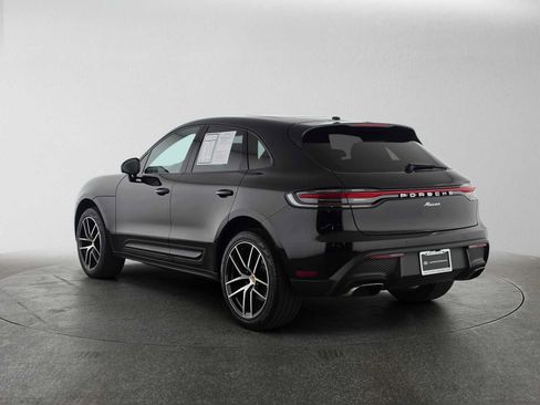Used 2024 Porsche Macan AWD/4WD image 3