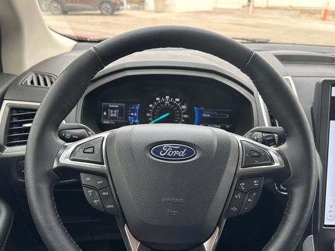 Certified 2024 Ford Edge SEL w/ Convenience Package image 26